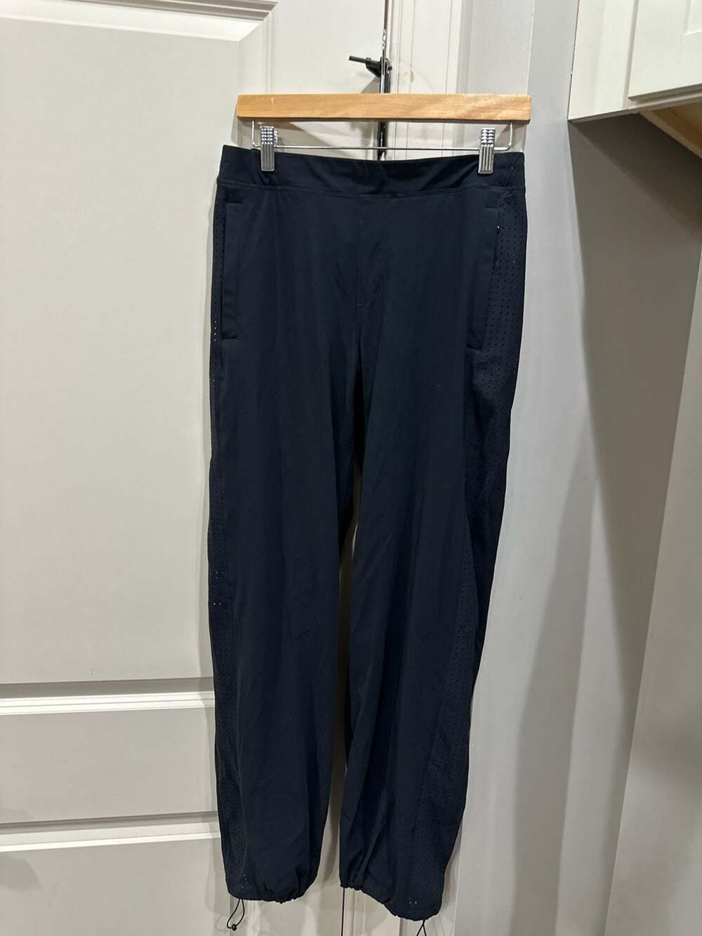 Lululemon Lab Perforated Run Pants with Reflective Trim Black